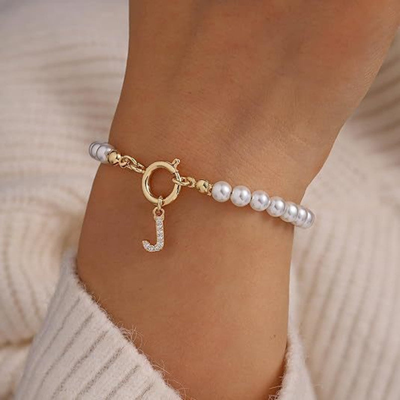 2024 New Fashion Toggle Clasp Initial Bracelet Women A-Z Letter Pendant 6mm Pearl Bracelet For Women Jewelry Gift