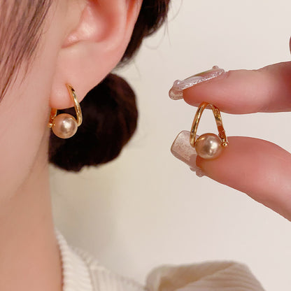 Simple Graceful And Fashionable Champagne Pearl Ear Clip